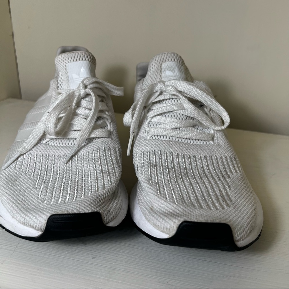 Size 11 - adidas Swift Run Triple White